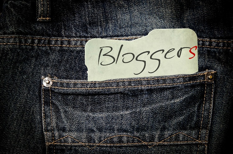 bloggers of blog your brand
